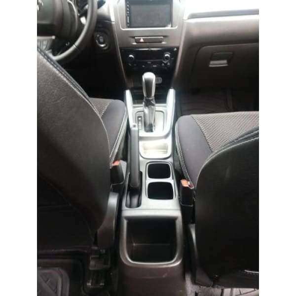 Consola Central Apoyabrazos Cromada 7 Puertos Usb Suzuki Vitara 2017 A 2023 - FOXCOL Colombia
