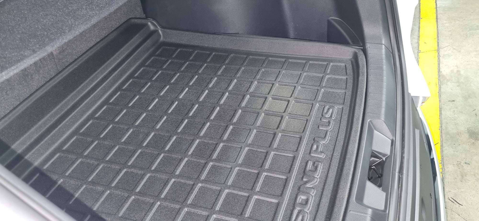 Tapete Termoformado Todoparts Mate Ba&uacute;l BYD Song Plus 2022 A 2024 - FOXCOL Colombia