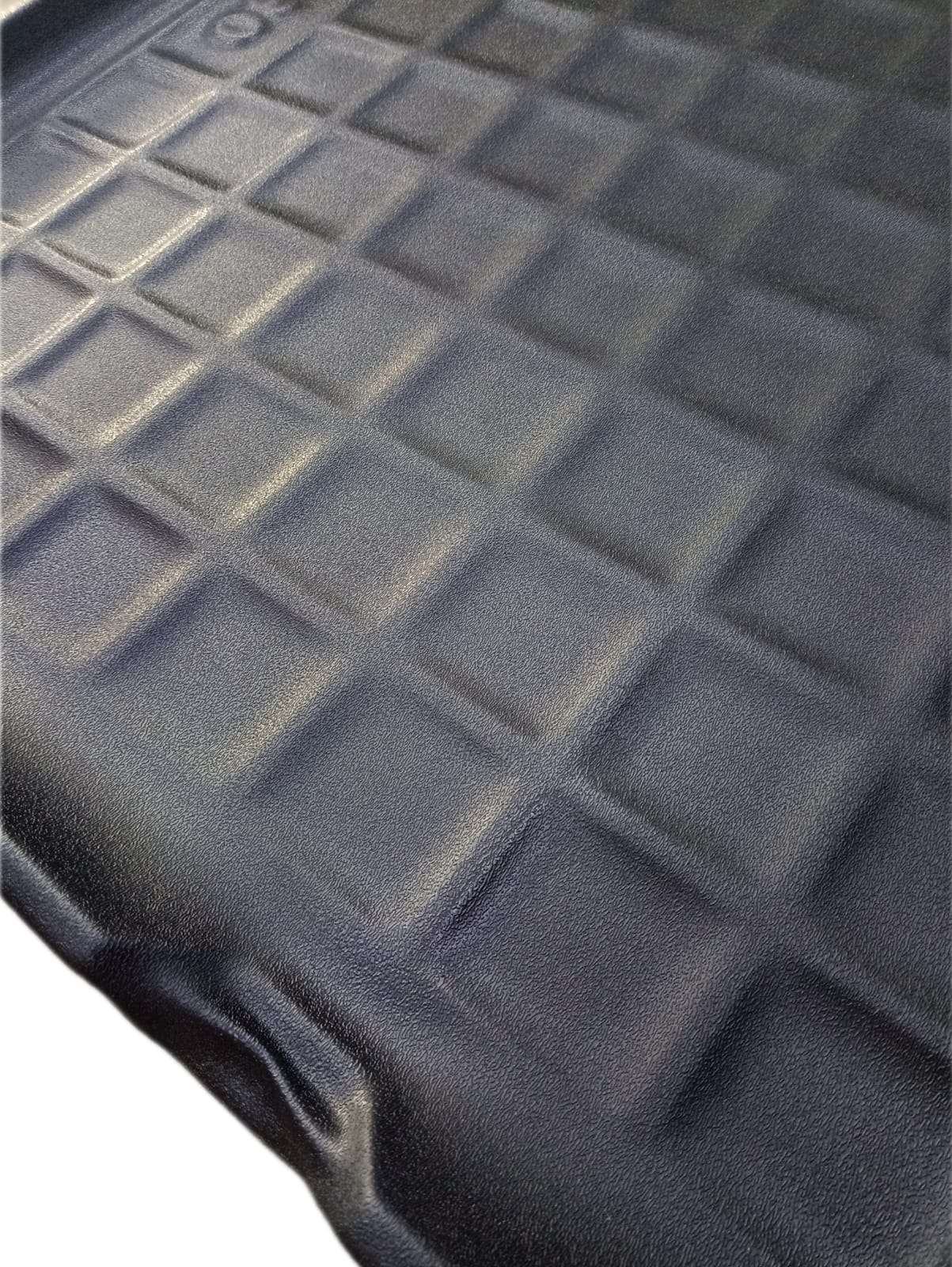 Tapete termoformado Todoparts Econo 2,5 mm para porta-malas Mazda CX30 - LIQUIDAÇÃO